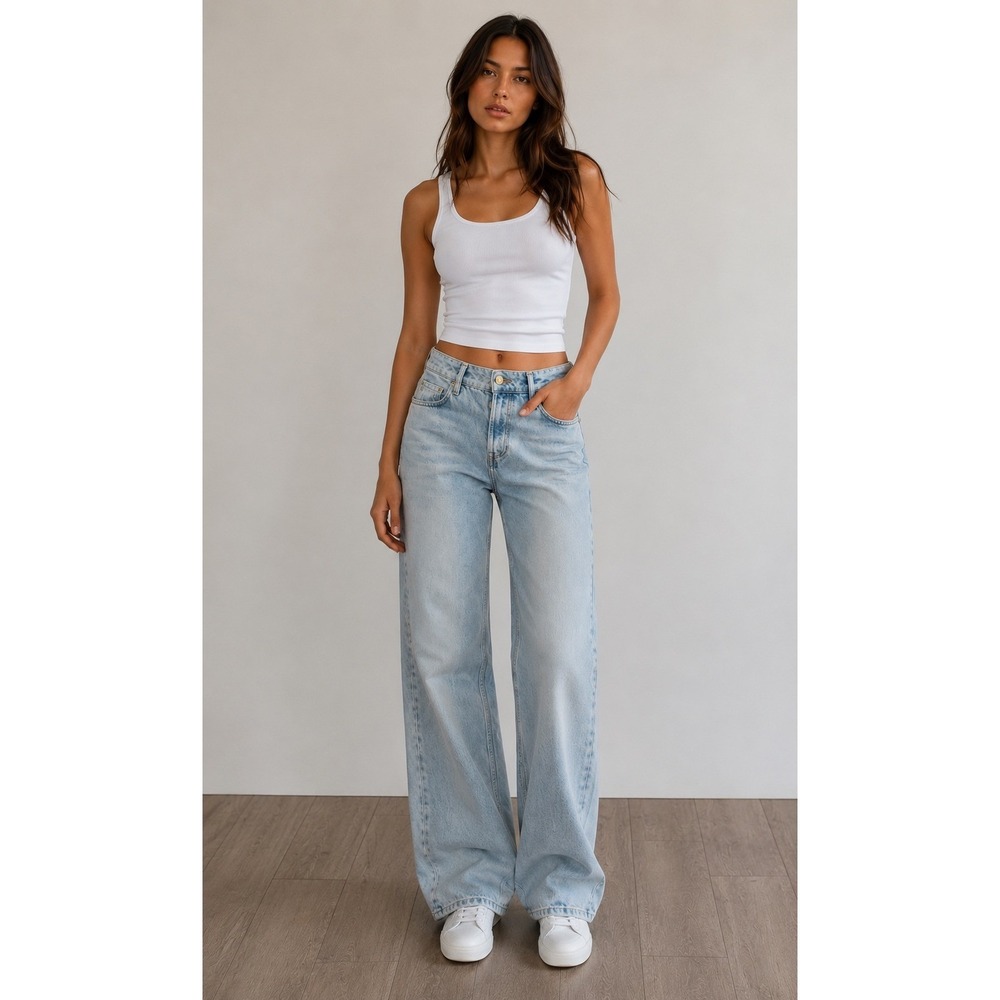 & Other Stories Light Wash Straight Leg Jeans 25x30 Y2K Minimalist Denim